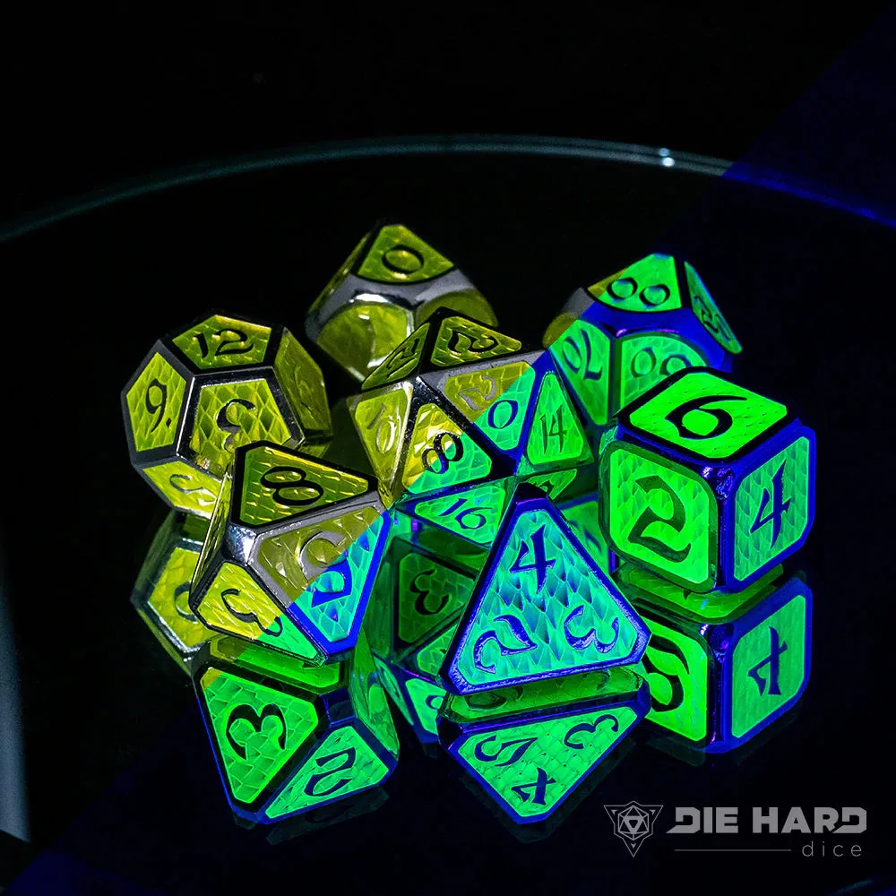 Die Hard 7-Dice Set - AfterDark Drakona Phosphor